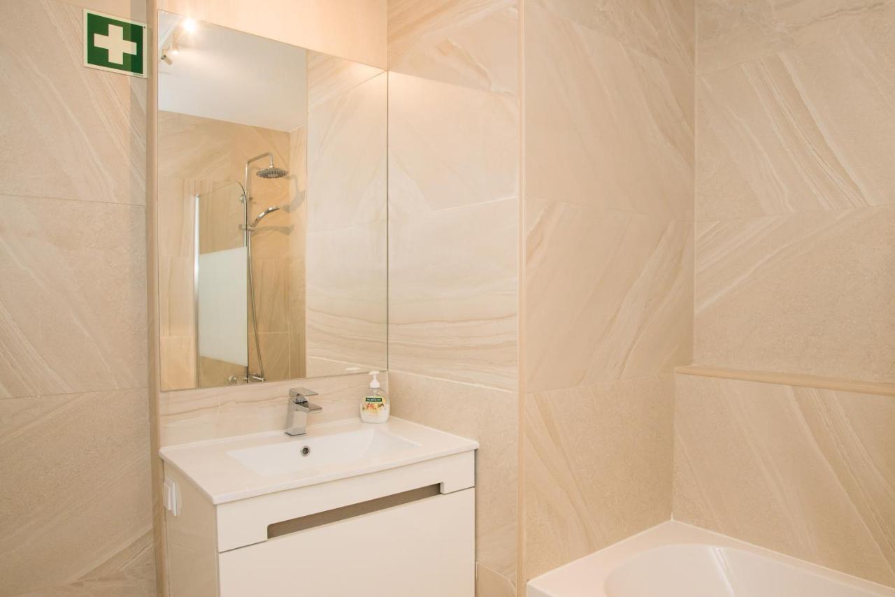 Two Bedroom Stylish Central Tavira Apartment. Buitenkant foto